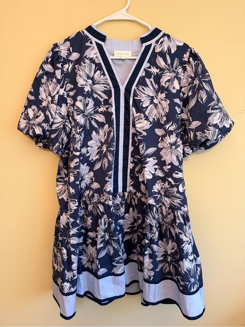 entro Navy and White Floral Midi Dress